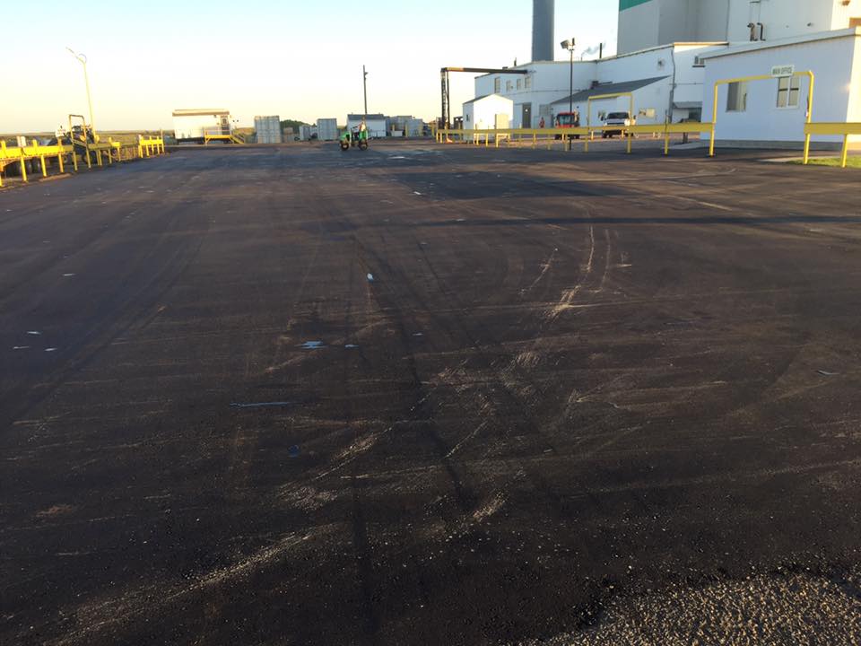 Chipsealed rural acreage approach